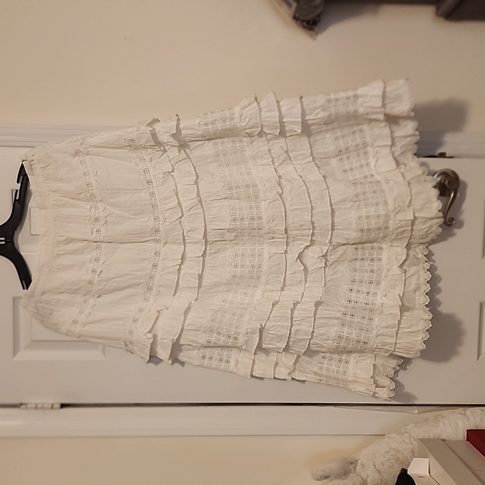 Sweet Secrets white cotton lace maxi skirt size 42 like new